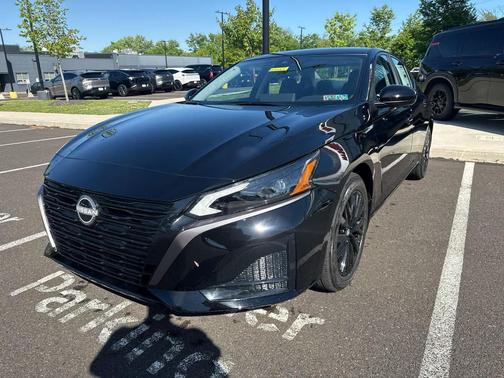 Super Black 2026 Nissan Altima SV FWD
