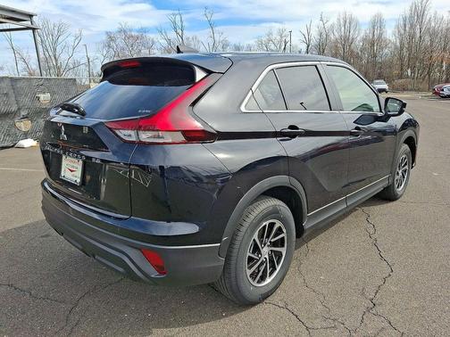 2024 Mitsubishi Eclipse Cross ES
