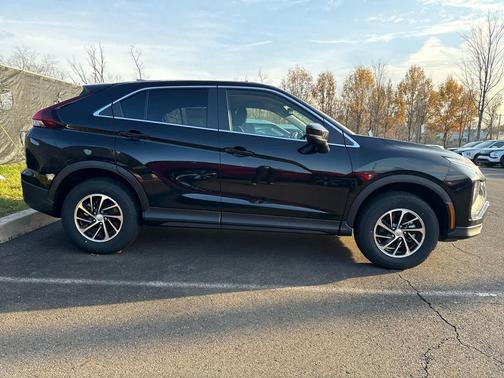 2024 Mitsubishi Eclipse Cross ES