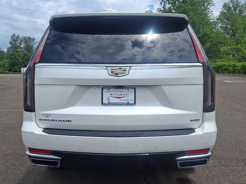 2022 Cadillac Escalade Premium Luxury