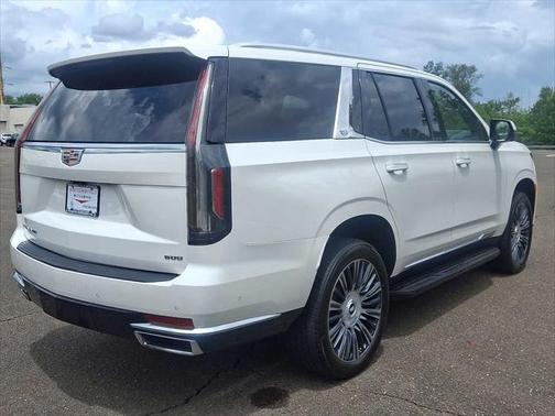 2022 Cadillac Escalade Premium Luxury