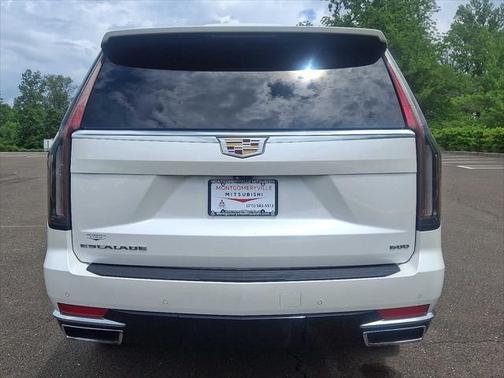 2022 Cadillac Escalade Premium Luxury