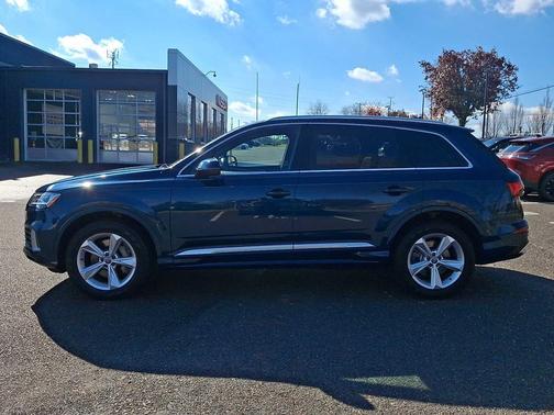 2020 Audi Q7 45 Premium Plus