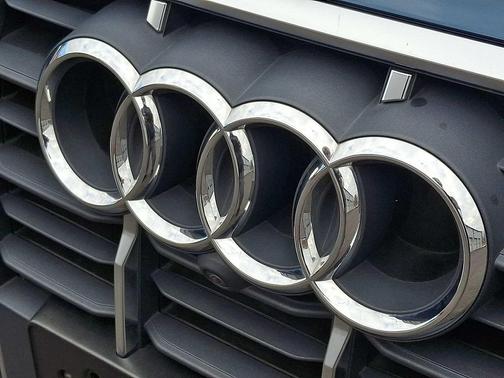 2020 Audi Q7 45 Premium Plus