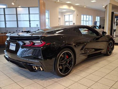 2022 Chevrolet Corvette Stingray w/1LT