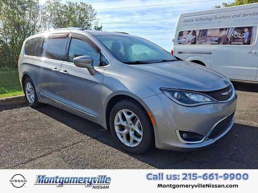 2018 Chrysler Pacifica Touring-L