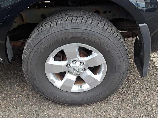 2012 Nissan Frontier SV