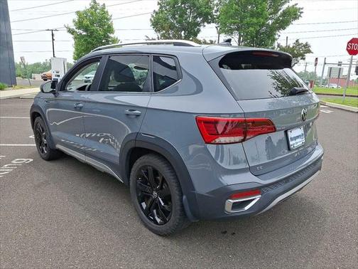 2022 Volkswagen Taos 1.5T SE