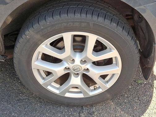 2012 Nissan Rogue SV w/SL Pkg