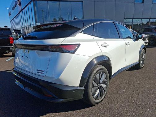 2025 Nissan ARIYA PLATINUM+