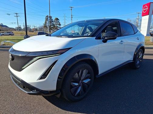 2025 Nissan ARIYA PLATINUM+