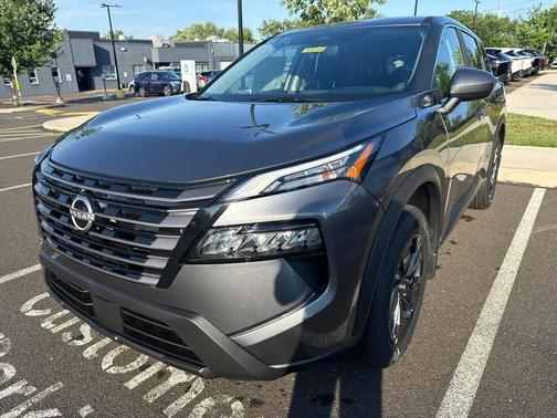 Gun Metallic 2026 Nissan Rogue SV