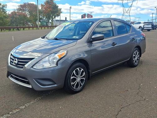 2019 Nissan Versa 1.6 S+