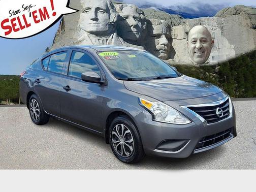 2019 Nissan Versa 1.6 S+