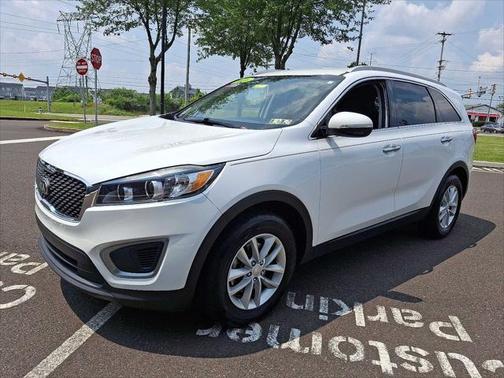 2016 Kia Sorento LX