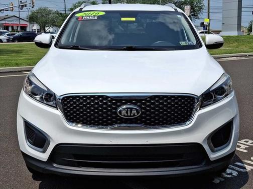 2016 Kia Sorento LX