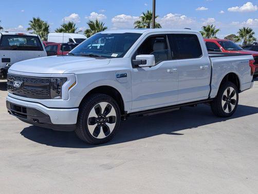 2025 Ford F-150 Lightning Platinum