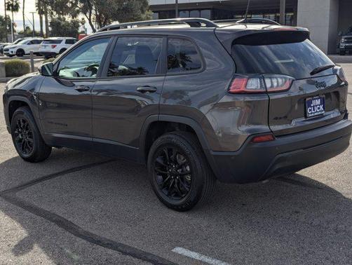 2023 Jeep Cherokee Altitude