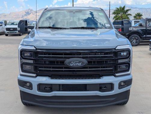 2026 Ford F-250 Platinum