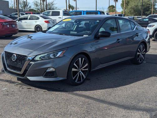 2020 Nissan Altima SR FWD