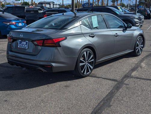 2020 Nissan Altima SR FWD