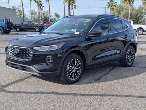 2025 Ford Escape PHEV Base