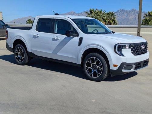 Oxford White 2026 Ford Maverick Lariat