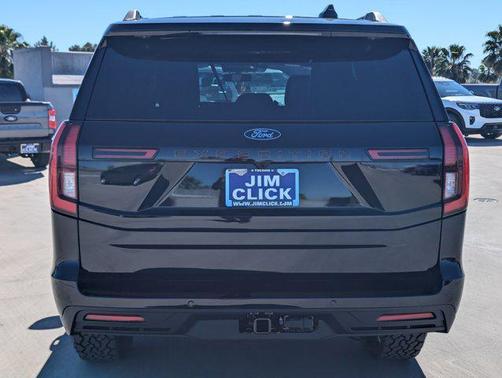 Agate Black Metallic 2026 Ford Expedition Tremor