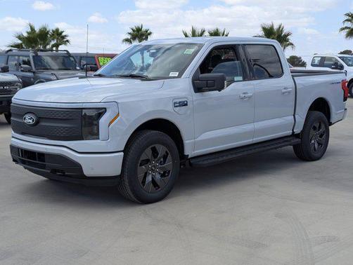 2025 Ford F-150 Lightning Flash
