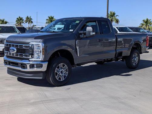 2025 Ford F-350 XLT