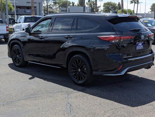2023 Toyota Highlander XSE