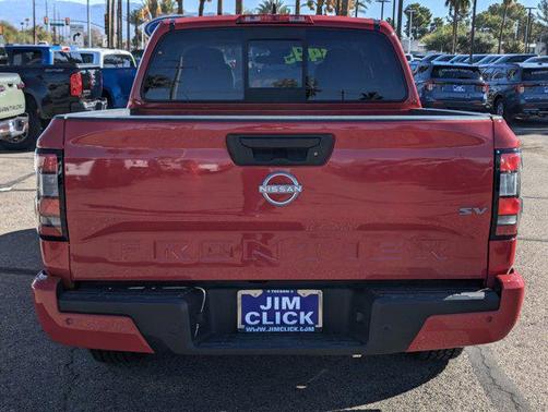 2022 Nissan Frontier SV