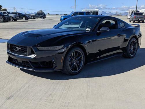 2026 Ford Mustang Dark Horse