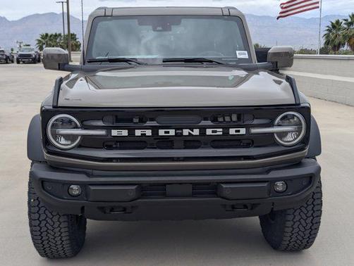 Marsh Gray 2026 Ford Bronco Outer Banks