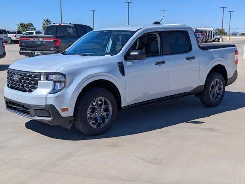 Space White Metallic 2026 Ford Maverick XLT