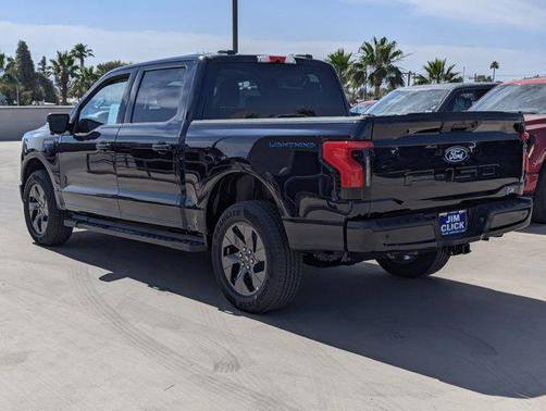 2025 Ford F-150 Lightning Flash