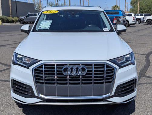 2022 Audi Q7 55 Premium