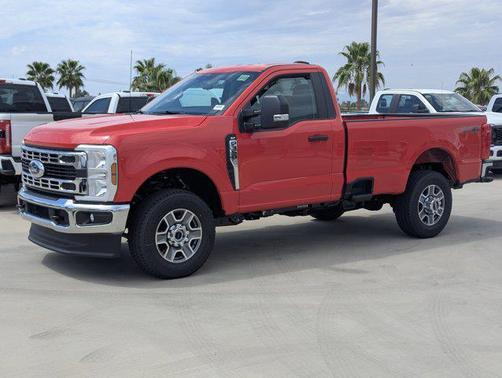 2025 Ford F-350 XLT