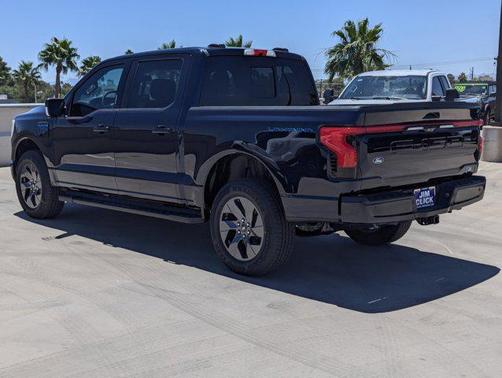 2025 Ford F-150 Lightning LARIAT