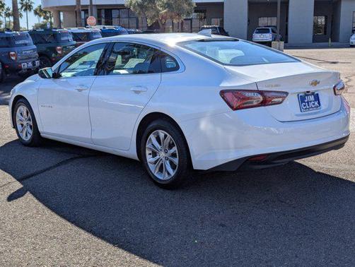 2022 Chevrolet Malibu FWD LT