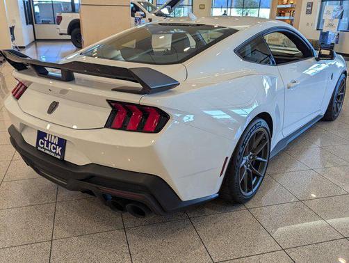 2025 Ford Mustang Dark Horse Fastback