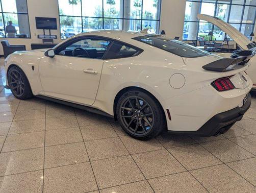 2025 Ford Mustang Dark Horse Fastback