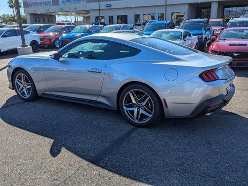2025 Ford Mustang EcoBoost