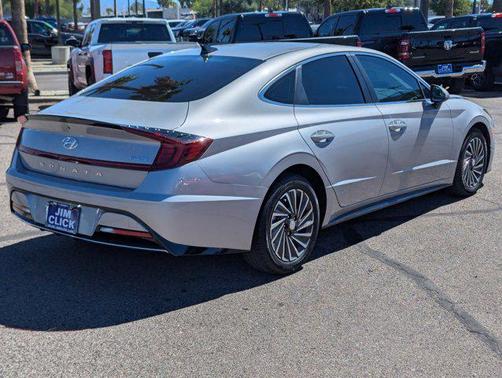 2023 Hyundai SONATA Hybrid SE