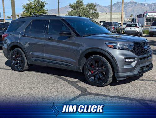 2022 Ford Explorer ST