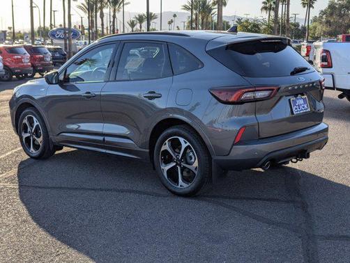 2025 Ford Escape ST-Line Elite