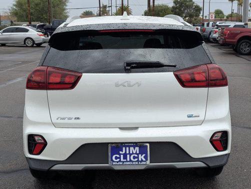 2022 Kia Niro LX