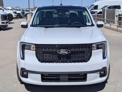 2025 Ford Maverick Lobo Standard