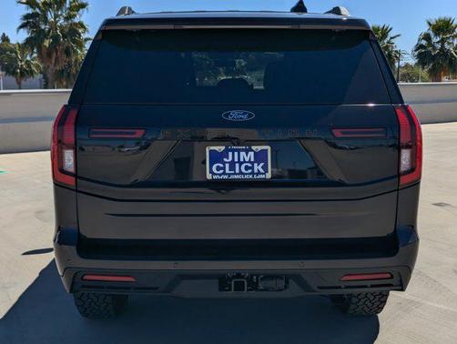 Dark Matter Gray Metallic 2026 Ford Expedition Tremor