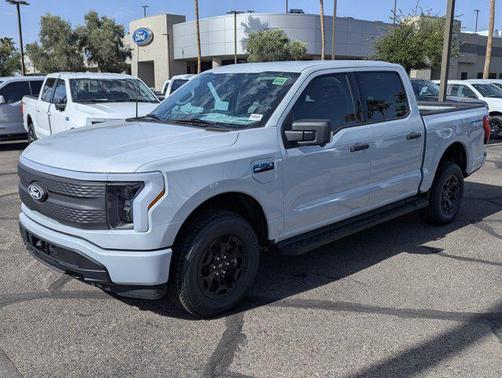 2025 Ford F-150 Lightning XLT